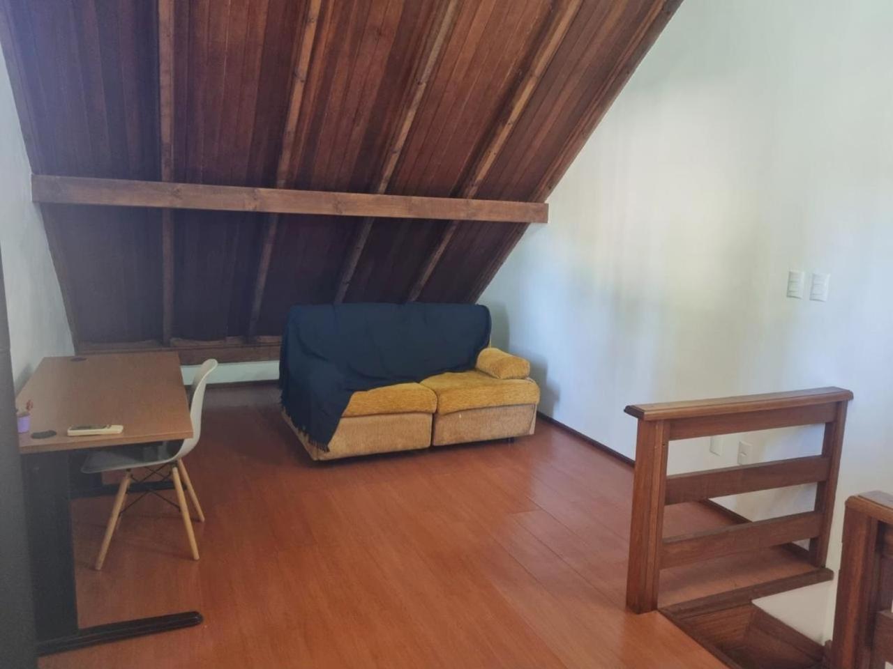 Casa Com Lareira Em Apartment *